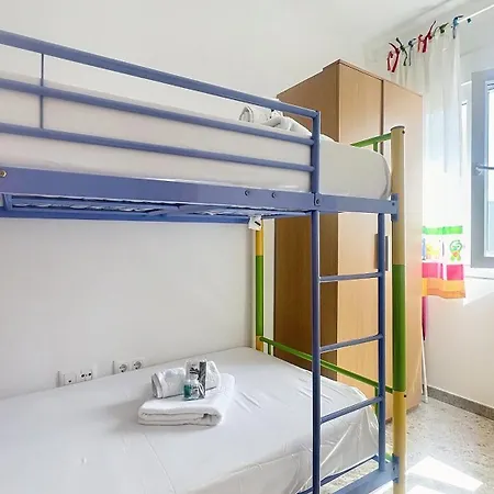 Family - South Costa, Lejlighed